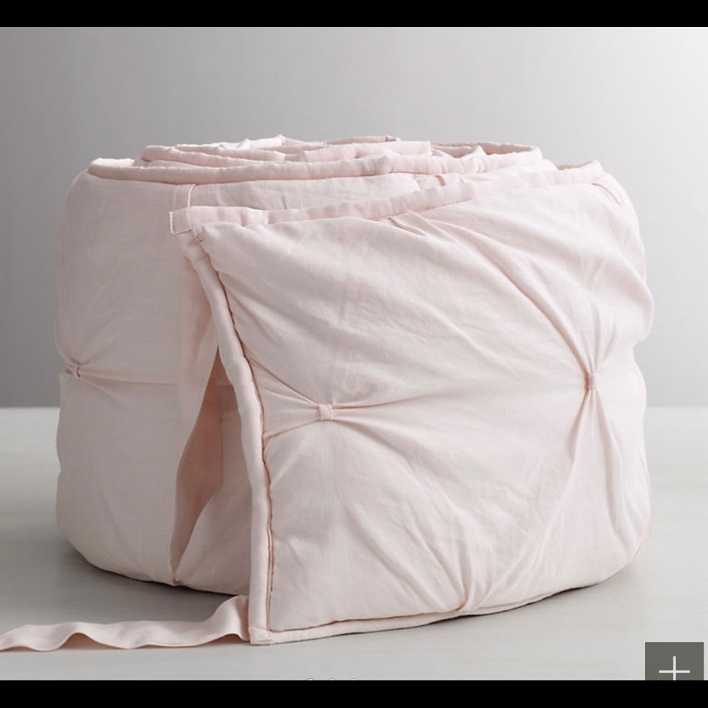 NWT RH Baby Pintucked Bow Crib Bumper in Pink